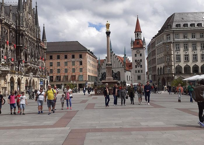 Marienplatz & Town Hall photo