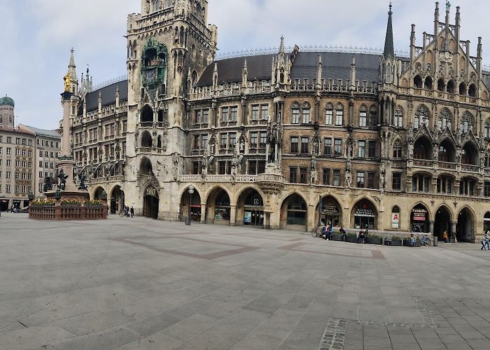 Marienplatz & Town Hall photo