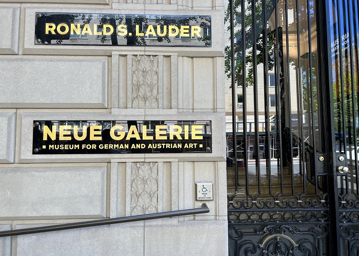 Neue Galerie New York photo