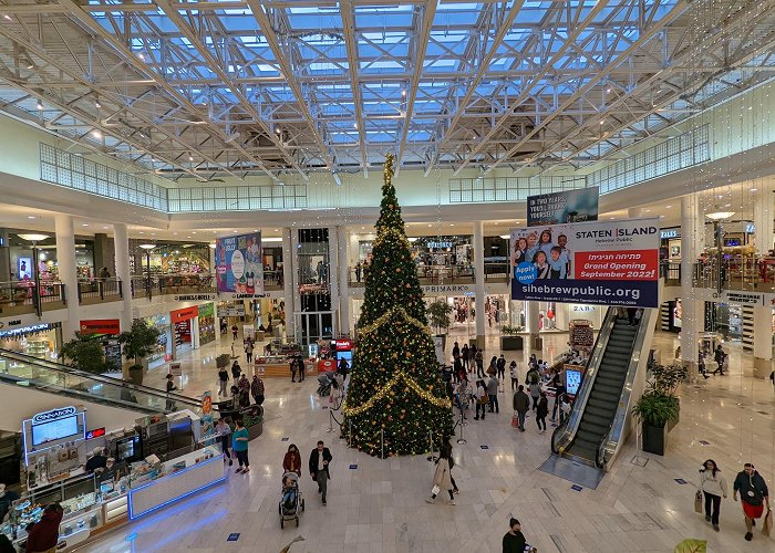 Staten Island Mall photo