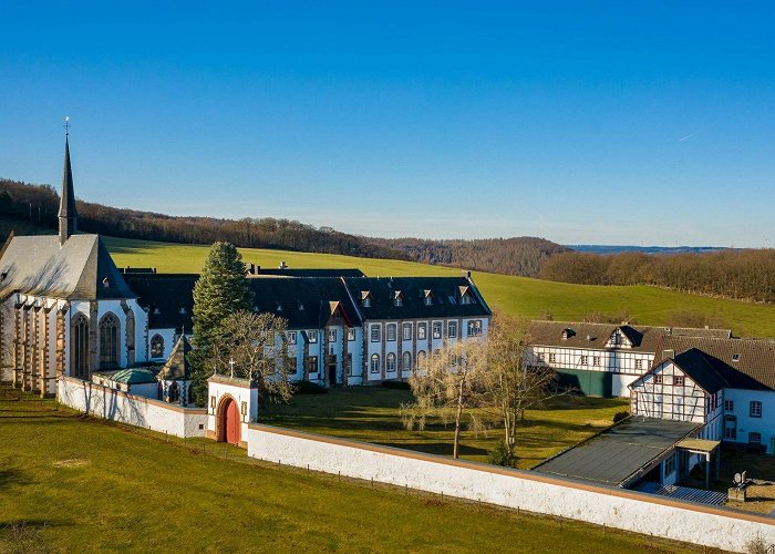 Kloster Abtei Mariawald Heimbach Ausflugstipp NRW: Drei ganz besondere Klosterführungen rund um ... photo