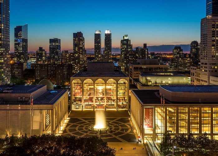 Lincoln Center History of Lincoln Towers in New York City - Lincoln Towers photo