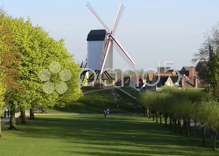 Sint-Janshuismolen Sint-Janshuismolen in Bruges, Belgium | Stock Video | Pond5 photo