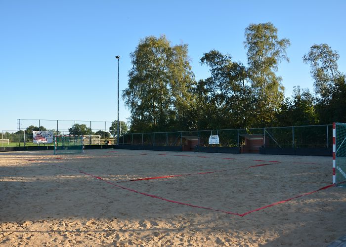 Recreatiepark Het Hulsbeek In de buurt - Jong Nederland Albergen photo