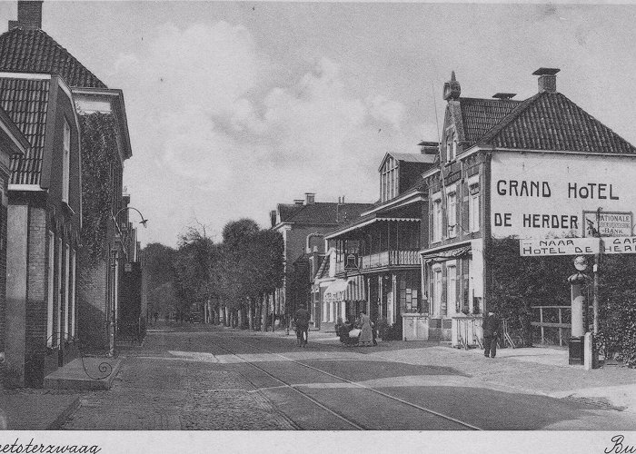 Zalencentrum de Buorskip Lezing Terug naar Abbingawâld, een schets van Beetsterzwaag 1850 ... photo