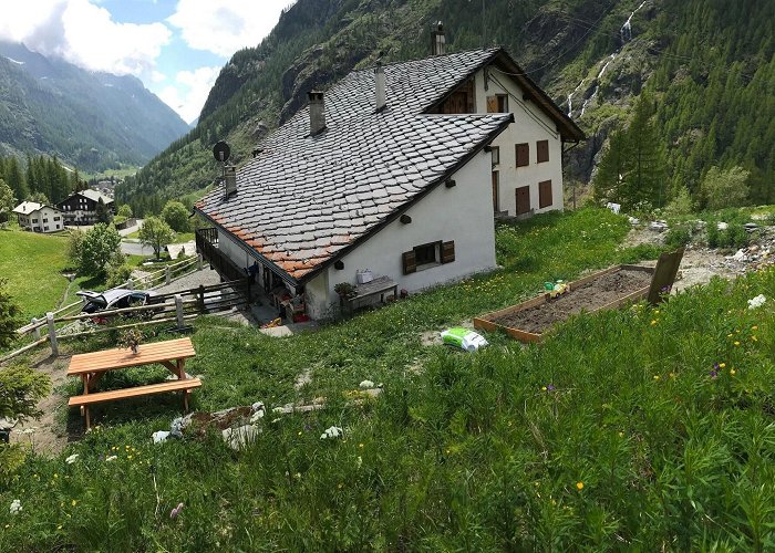 Funivia Passo dei Salati-Punta Indren Gressoney-la-Trinite Vacation Rentals, Valle d'Aosta: house ... photo