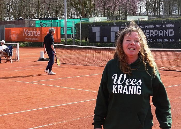 Tennispark Van Vliet Padel is bezig om tennis te verslaan | Al het nieuws uit Schiedam photo