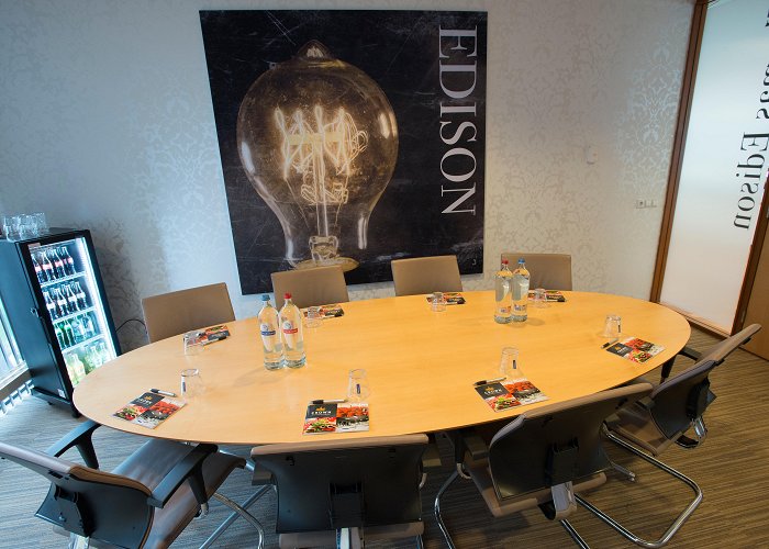 Crown Business Center Thomas Edison - Seminar rooms - Crown Business Center Gilze-Rijen ... photo