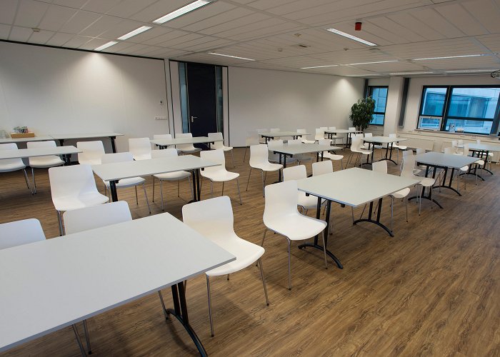 Crown Business Center Rent Crown Business Center Gilze-Rijen Aeroparc zaal Rijen | Spacebase photo