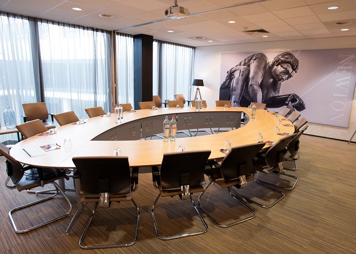 Crown Business Center Isaac Newton - Meeting rooms - Crown Business Center Gilze-Rijen ... photo