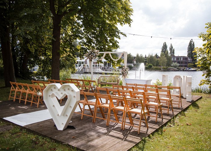 Lommerrijk Lommerrijk in Rotterdam | Weddingspaces photo