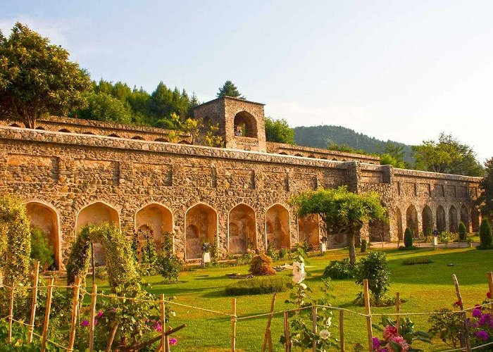 Srinagar (Jammu and Kashmir) photo