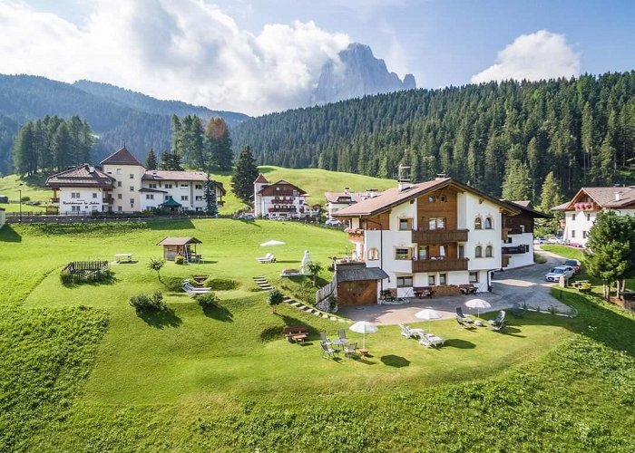 Selva di Val Gardena photo