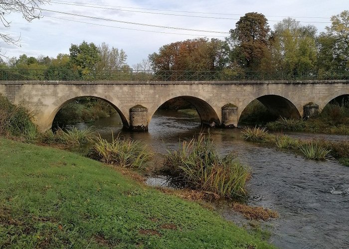 Poilly-sur-Serein photo