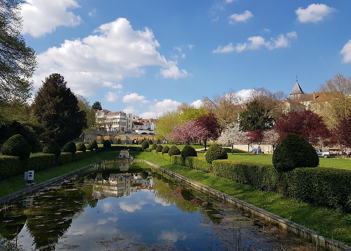 Carrieres-sur-Seine photo