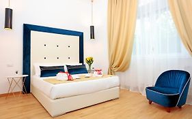 Hemi Luxury Suites Milaan Exterior photo