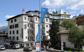 Hotel Bären Sankt Moritz Exterior photo