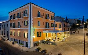 Hotel Marinaro Santa Teresa Gallura Exterior photo