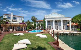 Port Alacati Hotel Exterior photo