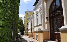 Hotel Michelangelo Boekarest Exterior photo