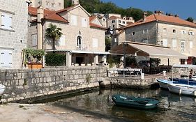 Palace Jelena Rooms Perast Exterior photo