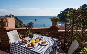 Hotel Villino Gallodoro Taormina Exterior photo