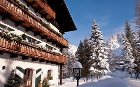 House Of Huetter - Wachtelhof & Spa Hotel Maria Alm am Steinernen Meer Exterior photo