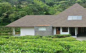 Silver Oak Plantation Bungalow Hotel Kumarakom Exterior photo