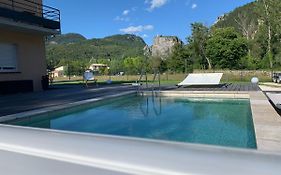 Le Long Du Verdon Hotel Castellane Exterior photo