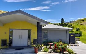 Hidden Gem in Oaklands Bed and Breakfast Napier Exterior photo