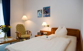 Central Inn Hotel Garni Eppelborn Room photo