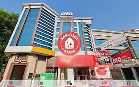 Oyo 10213 Hotel Panache Mathura Exterior photo