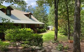 Barefoot Hills Hotel Dahlonega Exterior photo