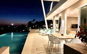 Villacasabella Ocean View-Private Pool-Up To 12 Guests Willibrordus Exterior photo