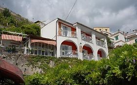 Maison Raphael Hotel Minori Exterior photo