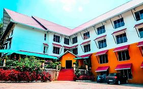 Sri Venkateshwara Residency Hotel Madikeri Exterior photo