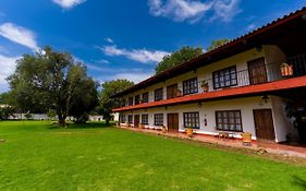 Hosteria San Felipe Hotel Pátzcuaro Exterior photo