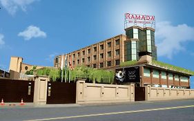 Ramada By Wyndham Multan Hotel Exterior photo