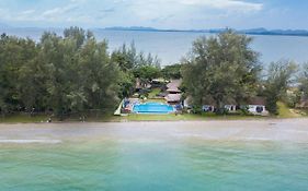 Twin Bay Resort Ko Lanta Exterior photo