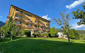 Hotel Posthof Millstatt Exterior photo