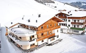 Gaestehaus Hochstaffl Bed and Breakfast Gerlos Exterior photo