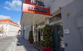 Hotel Boltzmann Wenen Exterior photo
