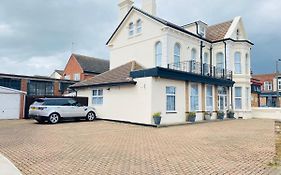 The Grosvenor Hotel Clacton-on-Sea Exterior photo