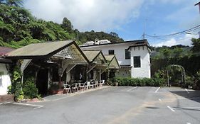 Cameronian Inn Cameron Highlands Exterior photo