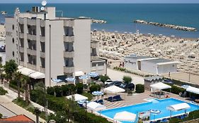 Hotel Atlantic Rimini Exterior photo