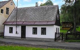 Holiday home in Pernink/Erzgebirge 1672 Exterior photo