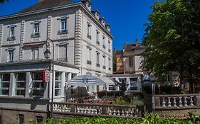 Hotel Des Thermes Bourbon-lʼArchambault Exterior photo