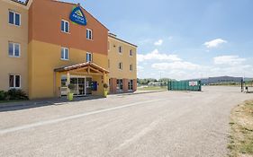 Akena City Agen Castelculier Hotel Exterior photo