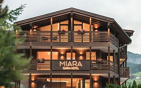 Garni Hotel Miara - Your Dolomites Home Sëlva Exterior photo