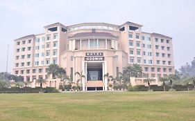 Godwin Hotel Meerut Exterior photo